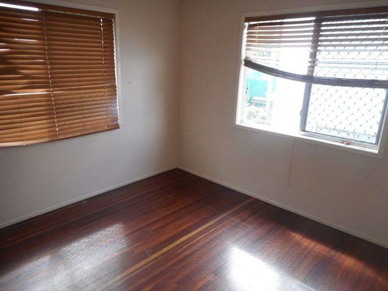 109 Sheehy Street, Park Avenue QLD 4701