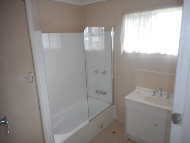 109 Sheehy Street, Park Avenue QLD 4701