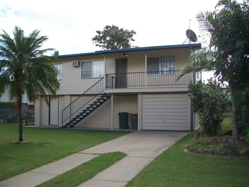 6 Elwing Street, Kawana QLD 4701