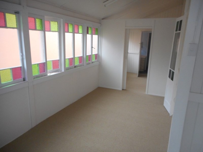 92 Elphinstone Street, Berserker QLD 4701