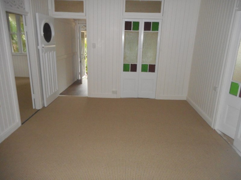 92 Elphinstone Street, Berserker QLD 4701