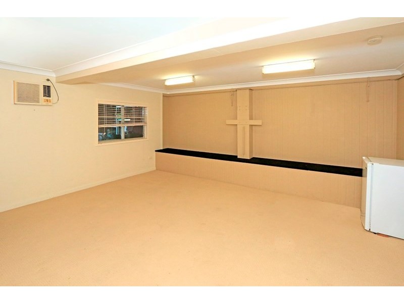 63 Gray Street, Park Avenue QLD 4701
