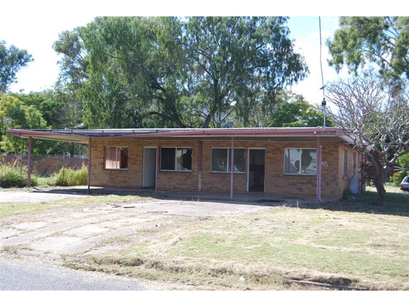 260 Georgeson Street, Berserker QLD 4701