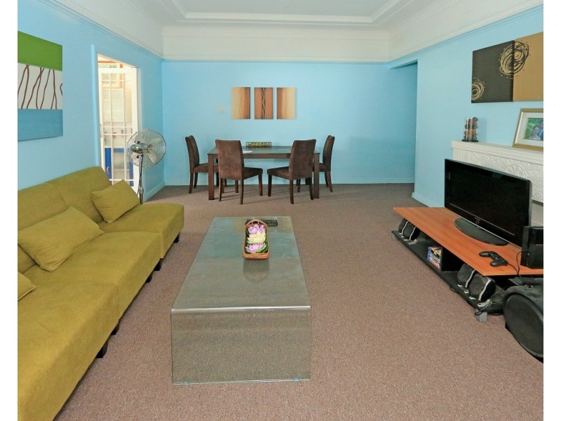 Units 1-2, 57 Deacon Street, Berserker QLD 4701