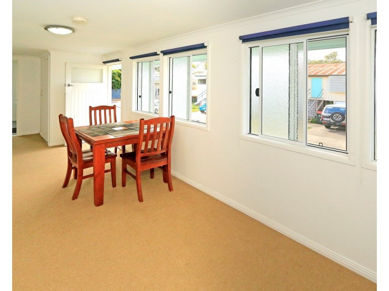 Units 1-2, 57 Deacon Street, Berserker QLD 4701