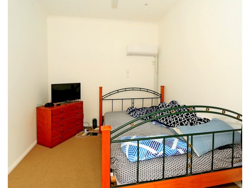 Units 1-2, 57 Deacon Street, Berserker QLD 4701