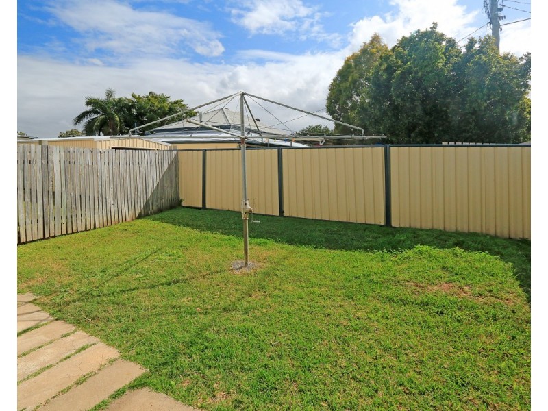 Units 1-2, 57 Deacon Street, Berserker QLD 4701