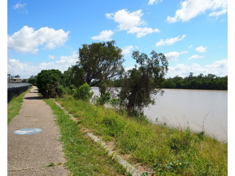 111 Larcombe Street, Kawana QLD 4701