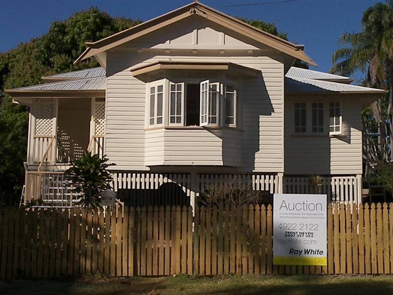 9 Penlington Street, The Range QLD 4700