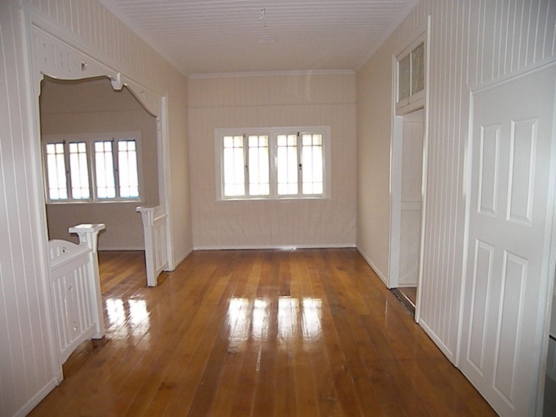 9 Penlington Street, The Range QLD 4700