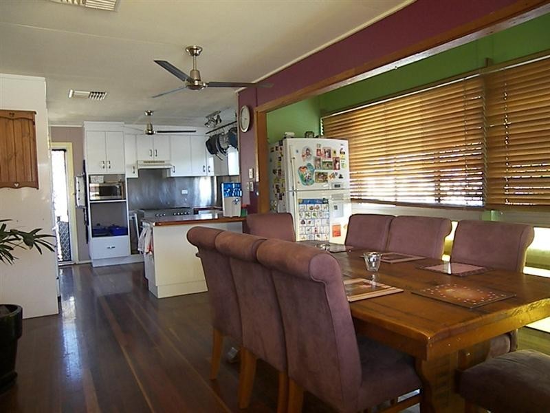 136 Main Street, Park Avenue QLD 4701