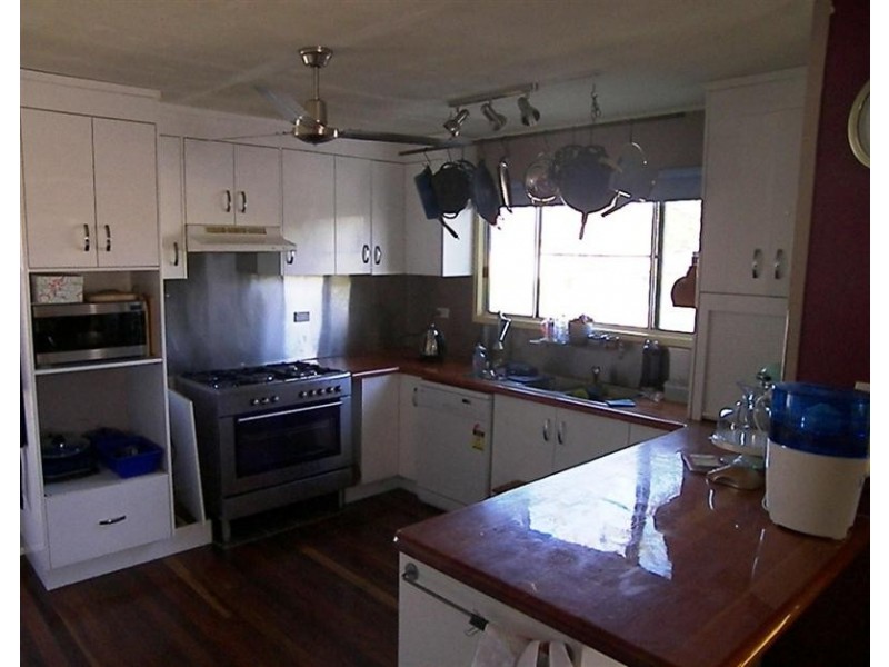 136 Main Street, Park Avenue QLD 4701