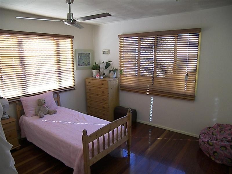 136 Main Street, Park Avenue QLD 4701