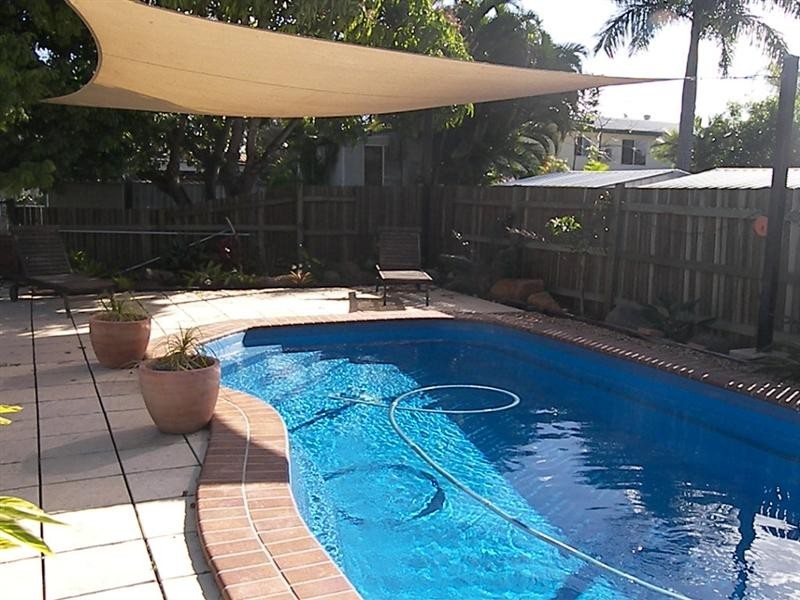 136 Main Street, Park Avenue QLD 4701