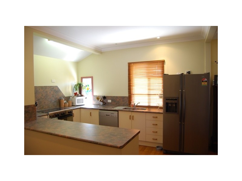 155 Earl Street, Berserker QLD 4701