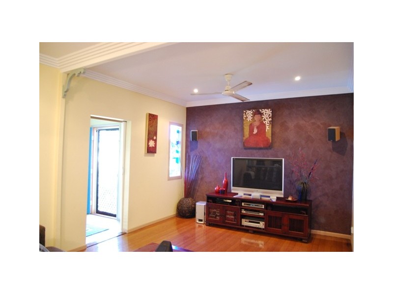 155 Earl Street, Berserker QLD 4701