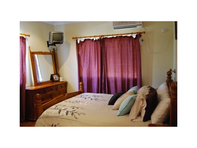 155 Earl Street, Berserker QLD 4701