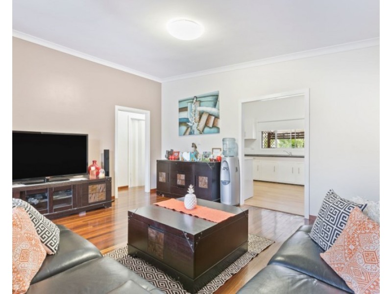 89 Edington Street, Berserker QLD 4701