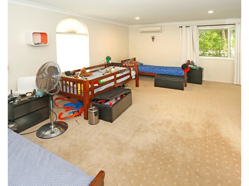 6 Constance Avenue, Rockyview QLD 4701