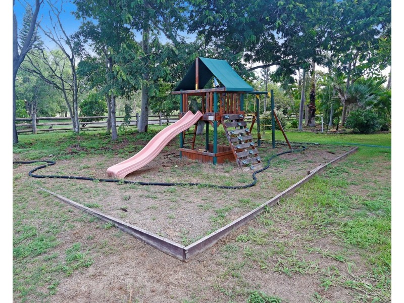 6 Constance Avenue, Rockyview QLD 4701