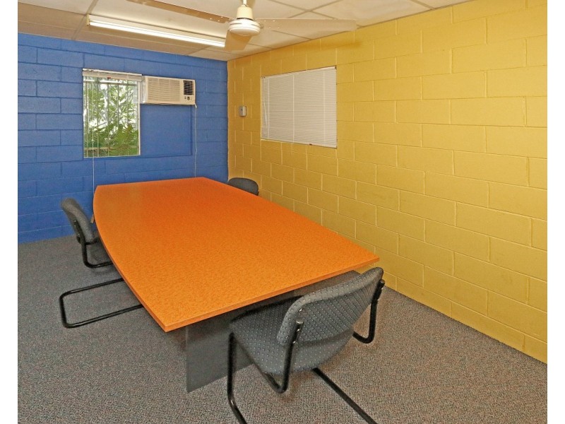 72 Elphinstone Street (Ground Floor), Berserker QLD 4701