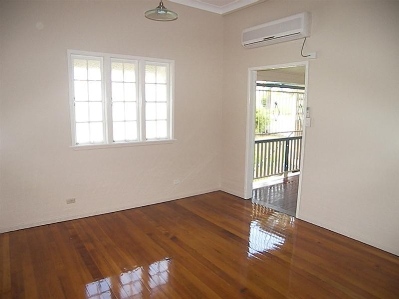 10 Corbery Street, The Range QLD 4700