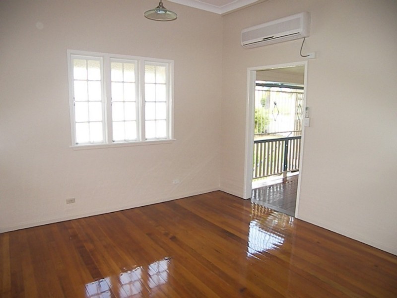 10 Corbery Street, The Range QLD 4700