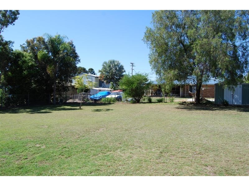 1 Thora Street, Gracemere QLD 4702