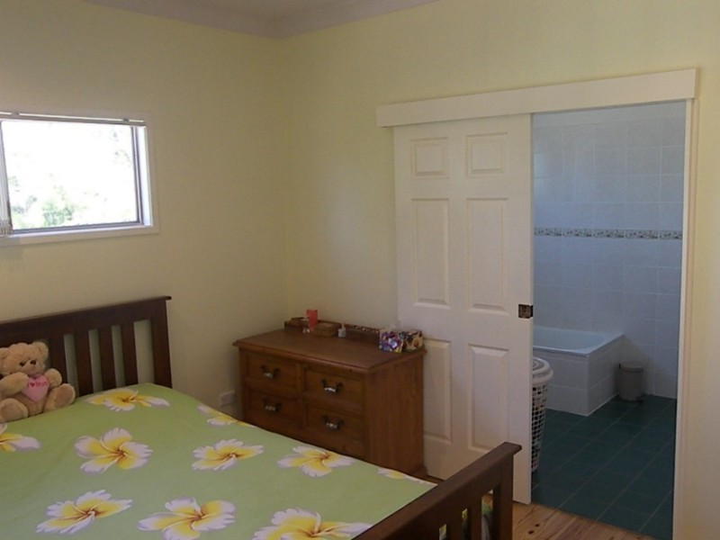 313 Duthie Avenue, Frenchville QLD 4701