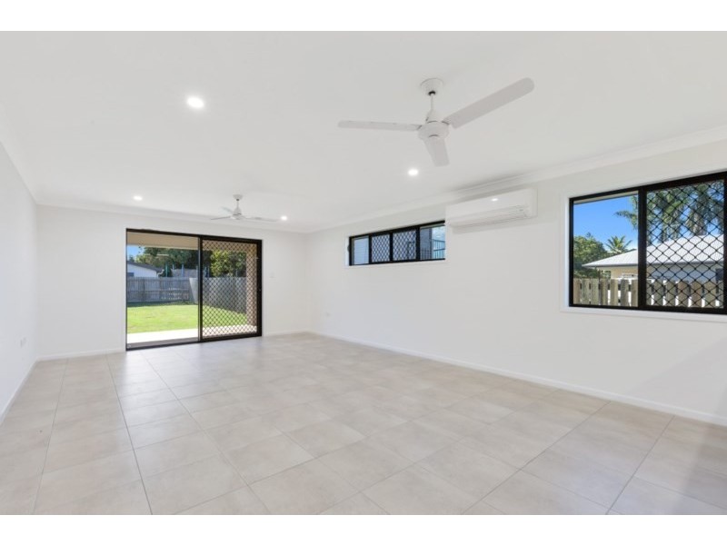 14 Gough Street, Park Avenue QLD 4701