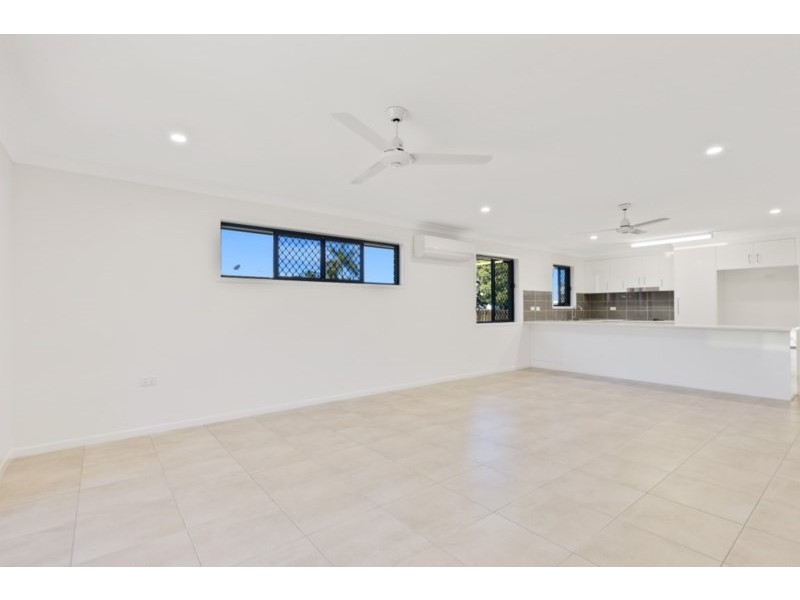 14 Gough Street, Park Avenue QLD 4701