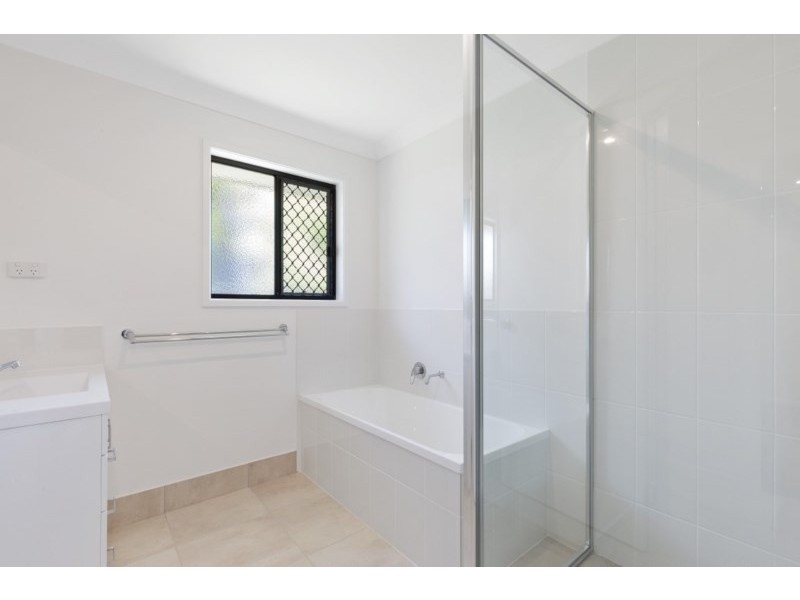 14 Gough Street, Park Avenue QLD 4701