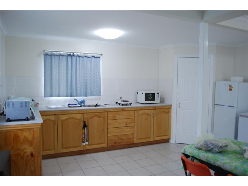 266 Berserker Street, Berserker QLD 4701