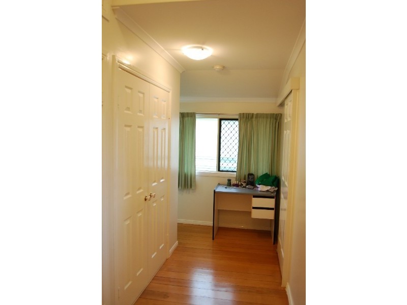 266 Berserker Street, Berserker QLD 4701