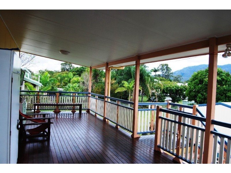 266 Berserker Street, Berserker QLD 4701