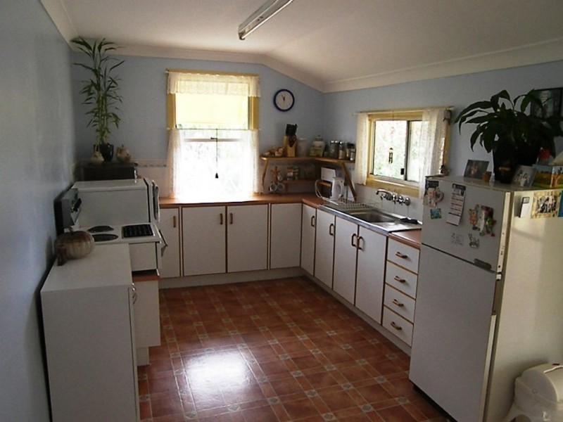 52552 Burnett Highway, Bouldercombe QLD 4702