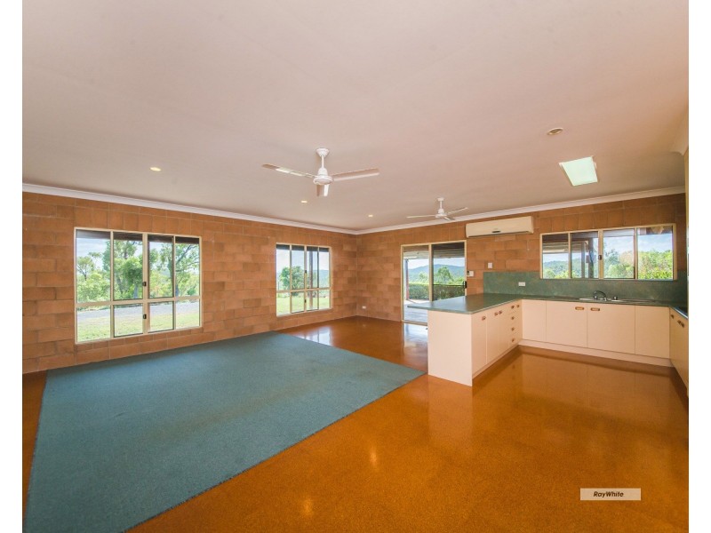261 Pershouse Road, Milman QLD 4702
