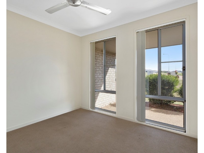 43 Burke and Wills Drive, Gracemere QLD 4702