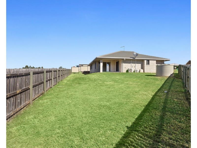 43 Burke and Wills Drive, Gracemere QLD 4702