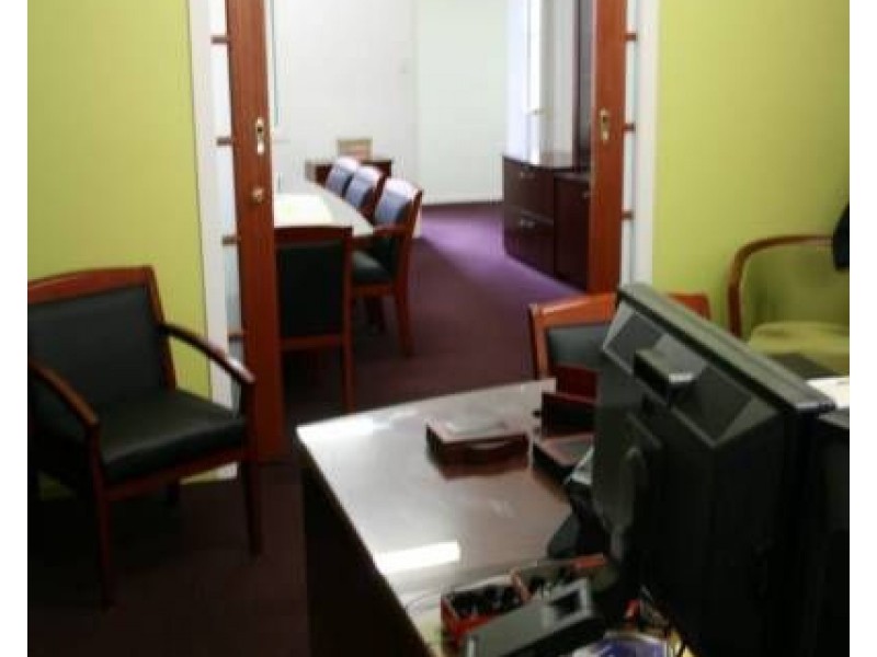 Suite 3, 31 Denham Street, Rockhampton City QLD 4700