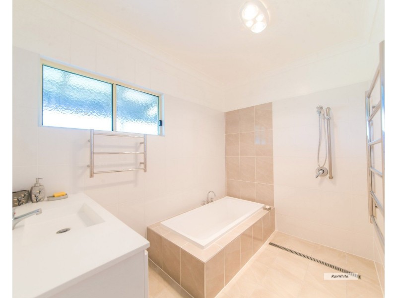 261 Pershouse Road, Milman QLD 4702