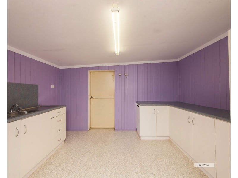 261 Pershouse Road, Milman QLD 4702