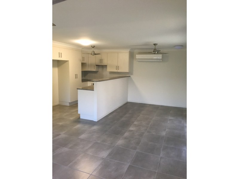 149 Murray Lane, The Range QLD 4700