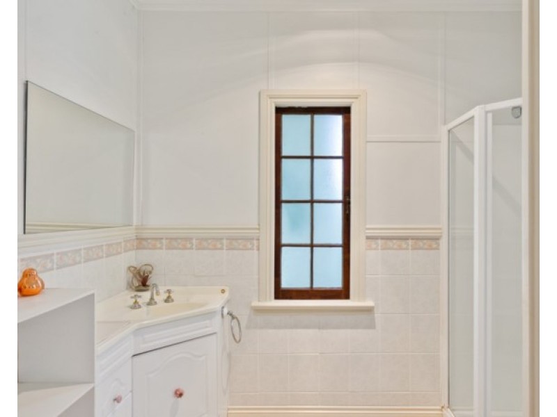 42 Jones Street, Wandal QLD 4700