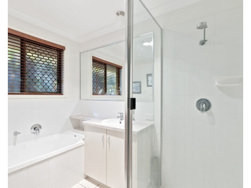 1 Candlebark Court, Frenchville QLD 4701