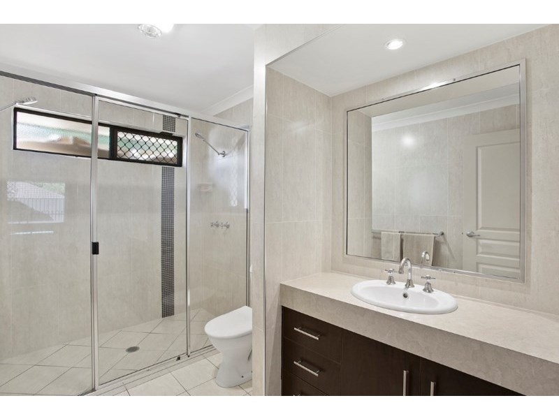 6 Treefern Terrace, Frenchville QLD 4701