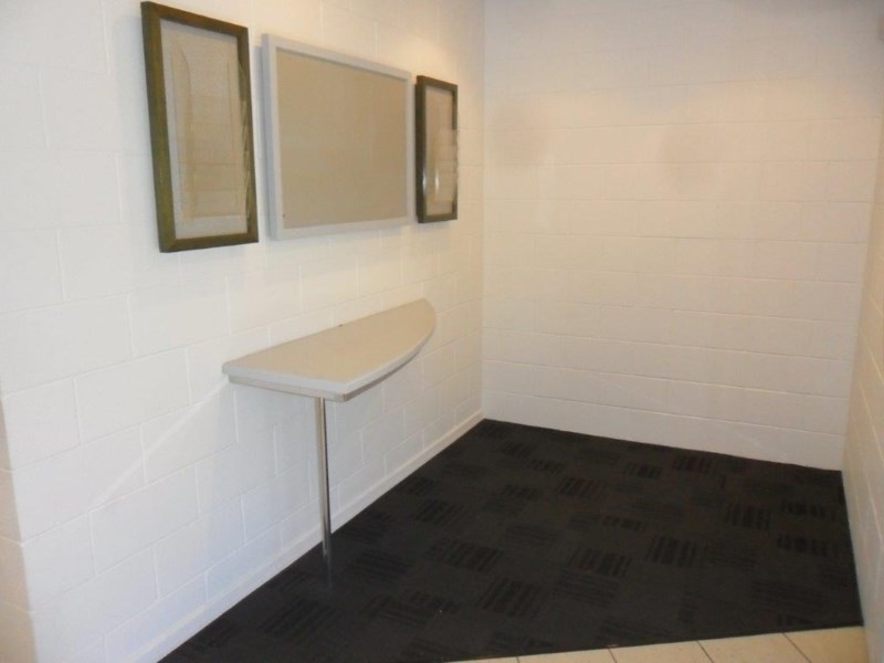 2/164 Berserker Street, Berserker QLD 4701