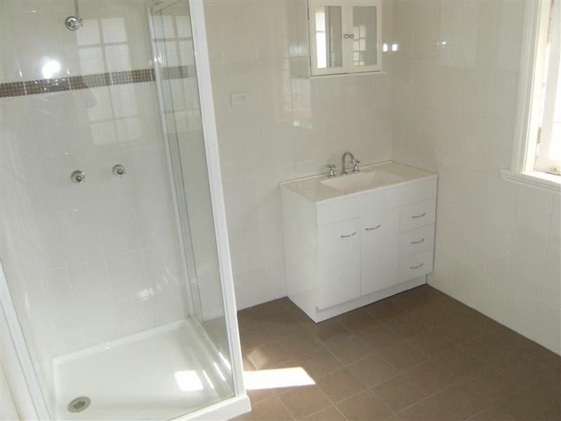 9 Penlington Street, The Range QLD 4700