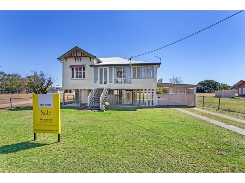 25 Tung Yeen Street, Park Avenue QLD 4701