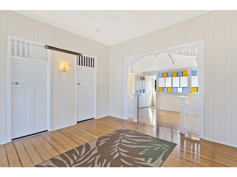 25 Tung Yeen Street, Park Avenue QLD 4701